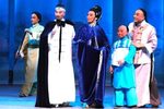 吴琠进京