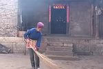 分家不均打破脑门 上 下