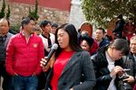 小妹和帅气男下载