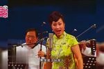 杨八姐游春