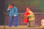银锁怨-怀抱婴儿跪母前下载