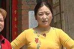 两个儿媳揍公公 上