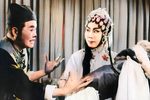 刘云打母