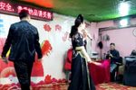 杨八姐游春》
